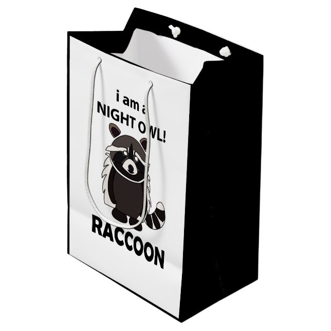 Raccoon I är A Night Uggla Funny Raccoon (Framsidan Vinklad)