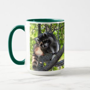 Raccoon i Träd Mugg
