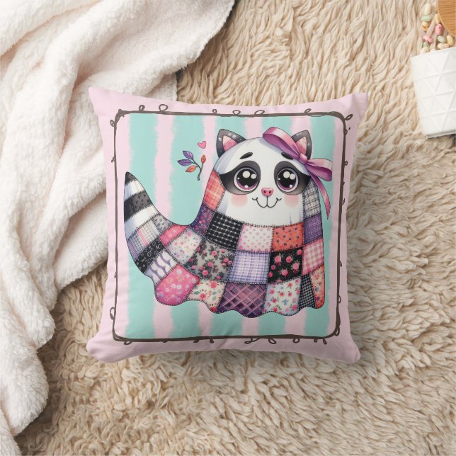 Raccoon Patchwork Quilt - Cute Rustic Fall Accent Kudde (Filt)