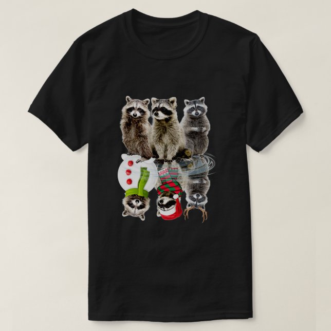 Raccoon Waterfall Reflection jul Pajama T Shirt (Design framsida)