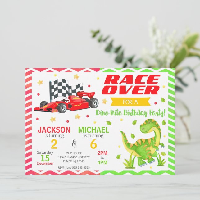 Race Car & Dinosaur Joint Birthday Invitation Inbjudningar (Stående Fram)