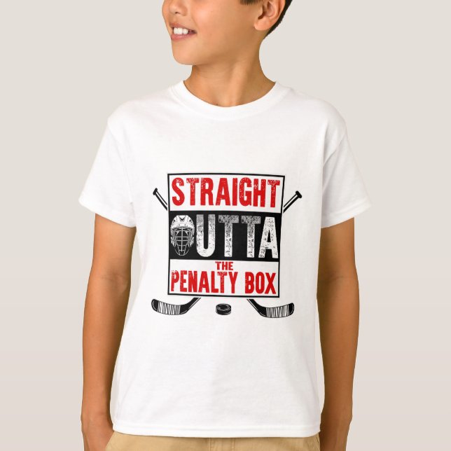 Räcker Rätt Ut Ur Straffboxen Rolig Ishockey Pl T Shirt (Framsida)