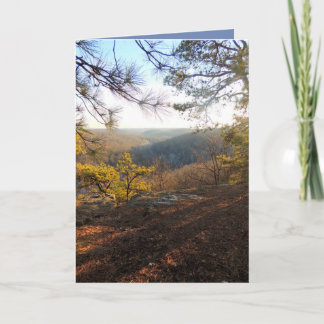 Räckvidden för det ljust, beskådar av backarna helgkort