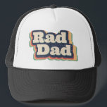 Rad Pappa Keps<br><div class="desc">Den här Rad Pappa Retro-designen ger en underbar gåva till vem som helst och är perfekt till bära runt huset eller ute och omkring.</div>