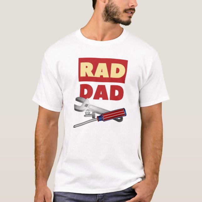 Rad Pappa - Manar Basic Mörk T-Shirt (Framsida)
