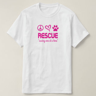 Rädda "Räddar en i taget" Unisex T-shirt (rosa)