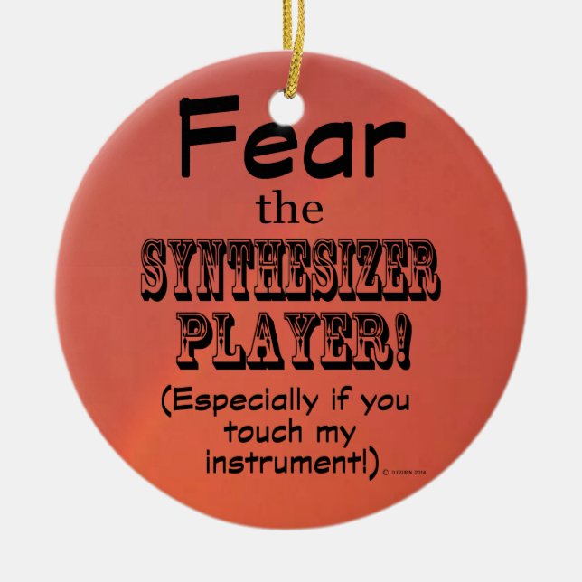Rädda Synthesizer Player Julgransprydnad Keramik (Framsidan)