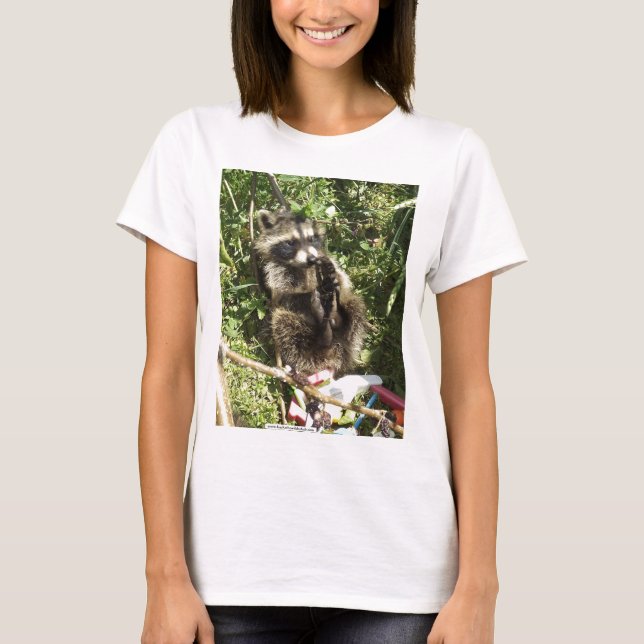 Räddad & rehabiliterad Raccoonbaby T-shirt (Framsida)