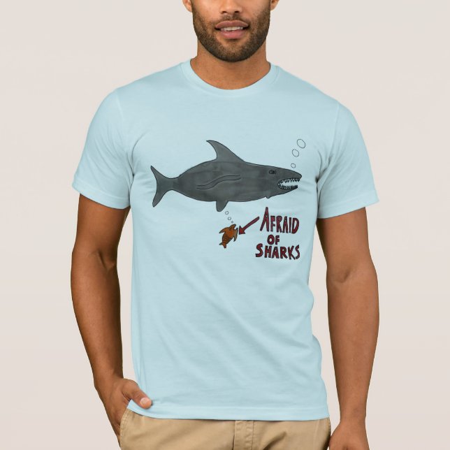 Räddt av hajar t-shirt (Framsida)