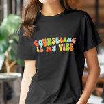 Rådgivning är min syndabock, rådgivare, terapeut t shirt<br><div class="desc">Groovy "rådgivning är min vibe" t-shirt. Det är en fantastisk gåva till alla som ger råd,  inklusive skolråd,  terapeuter,  psykologer och advokater.</div>