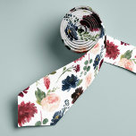 Radiant Bloom | Stor  Blommigt mönster Slips<br><div class="desc">För er färg i bröllop till marskalkarnas attityder med denna färdigt mönstrade nektie. Designad för att matcha vår Radiant Bloom-samling,  har designen större  vattenfärgsblommor i skuggor av  rosa,  marinblått och rik burgundy,  som är sammanflätade med botaniskt löv av grönt på vit bakgrund.</div>