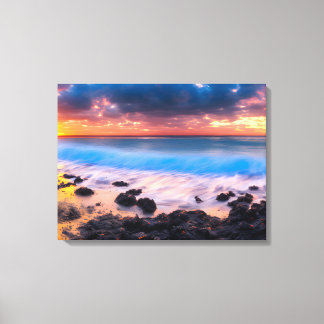 Radiant Dawn: Majestic Sunrise at the Beach Canvastryck