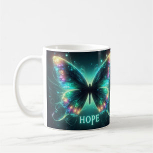 Radiant multifärgat fjäril som visar hopp kaffemugg