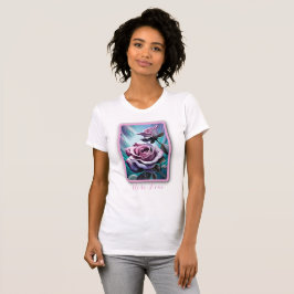 Radiant Ro: Exakt Rosa och Lila Petals T Shirt