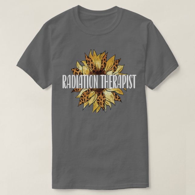 Radiation Therapist Sunflower Radiation Therapy  T Shirt (Design framsida)