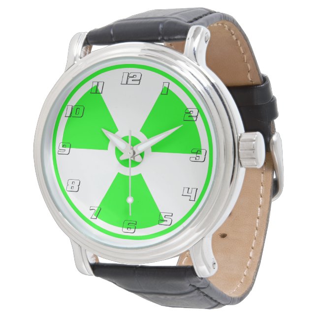 Radioaktiv strålningssymbol i grönt armbandsur (Vinklad)