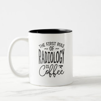 Radiologiregel är kaffe Två-Tonad mugg