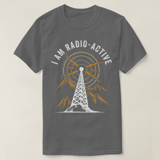 radiooperatör för Im Radio Active Antenna Torn Ham T Shirt (Design framsida)