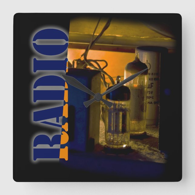 radiosände fyrkantig klocka (Framsida)