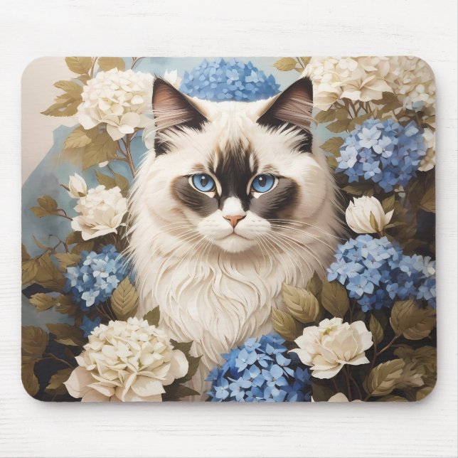 Ragdoll-katter med blå Hydrangea-blommor Musmatta (Framsidan)