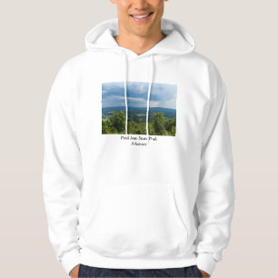 Rain kommer till Petit Jean Hoodie