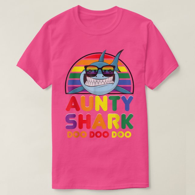 Rainbow Aunty Shark Sunglass Auntie Mors dag T Shirt (Design framsida)