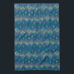 Rainbow Blue Geometric Diamonds Colorful Prises Kökshandduk<br><div class="desc">Dekorera köket med den här hand plockade märkliga regnbågsgeometriska diamanthandduken mönster. Gör en underbar husuppvärmning eller en bröllop-gåva! Du kan anpassa den och även lägga till text. Kolla min butik för mycket mer färg och mönster!</div>