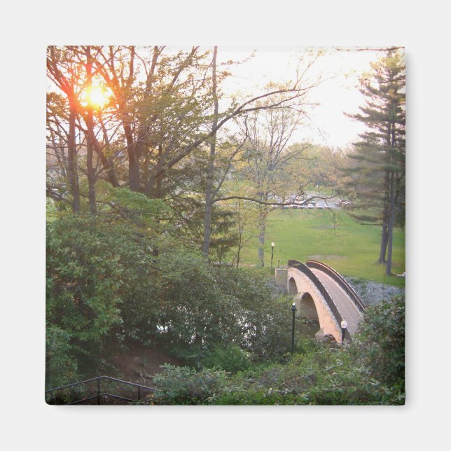 Rainbow Bridge Sunset på Grove City College Magnet (Framsidan)