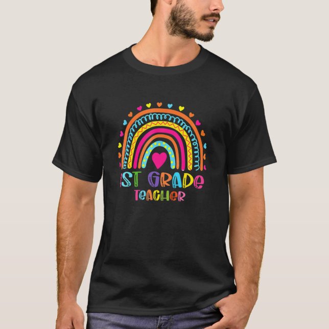 Rainbow Cute 1st Klass Lacher Back to school Teac T Shirt (Framsida)