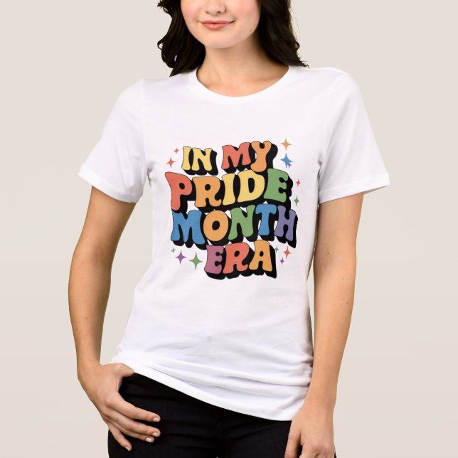 RAINBOW FÄRGAD GAY PRIDE SAYING T SHIRT (Framsida)