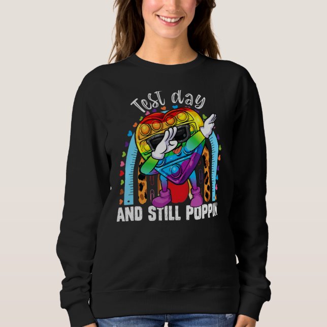 Rainbow Fidget Test Day Leksak och still Poppin' 2 T Shirt (Framsida)
