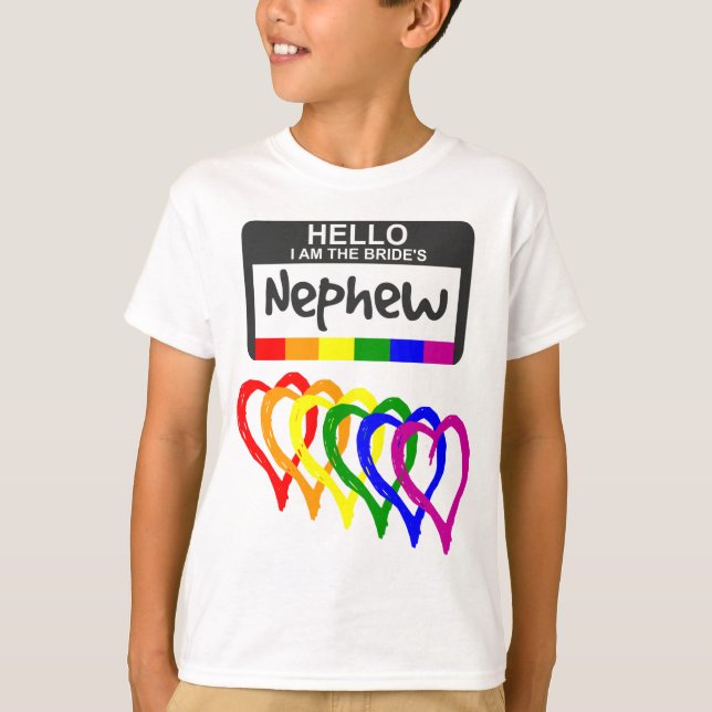 Rainbow Flagga Hearts Bride Nephew Namn Badge T Shirt (Framsida)
