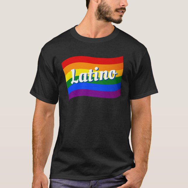 Rainbow Flagga Latino Latina gay pride LGBT T Shirt (Framsida)