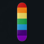 Rainbow flagga mini skateboard bräda 18,5 cm<br><div class="desc">Ljusa färger av regnbågen för att fira ditt pride,  eller bara din lycka!</div>