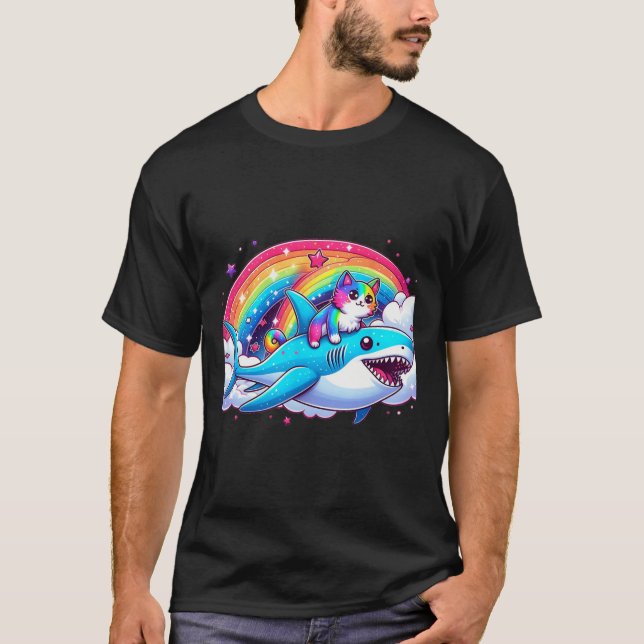Rainbow Galaxy Cat Riding Shark in Space Funny Cat T Shirt (Framsida)