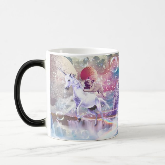 Rainbow galaxy pug ridenmajs i rymden. magisk mugg (Vänster)