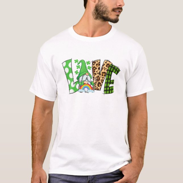 Rainbow Gnome Grönt Play Leopard St patricks day T Shirt (Framsida)