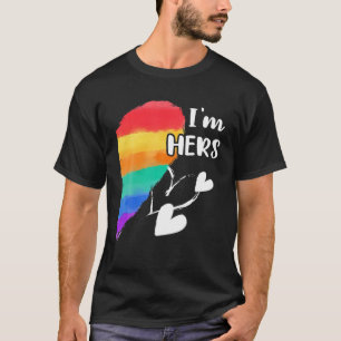 Rainbow Heart jag är Hers for Par Gay, Lesbi T Shirt