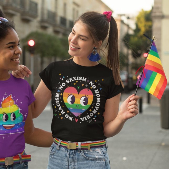 Rainbow Heart: No Racism, No Sexism, No Homofobi T Shirt (Skapare uppladdad)