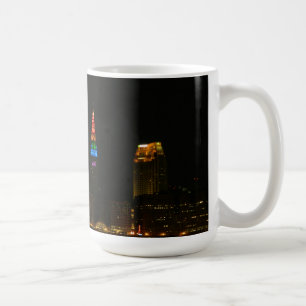 Rainbow Ljus Terminal Torn (Cleveland) Mugg