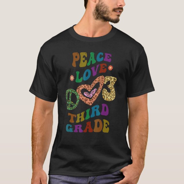 Rainbow PEACE LOVE THIRD GRADE Leopard Print Retro T Shirt (Framsida)