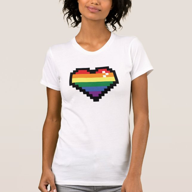 Rainbow Pixel Heart T Shirt (Framsida)