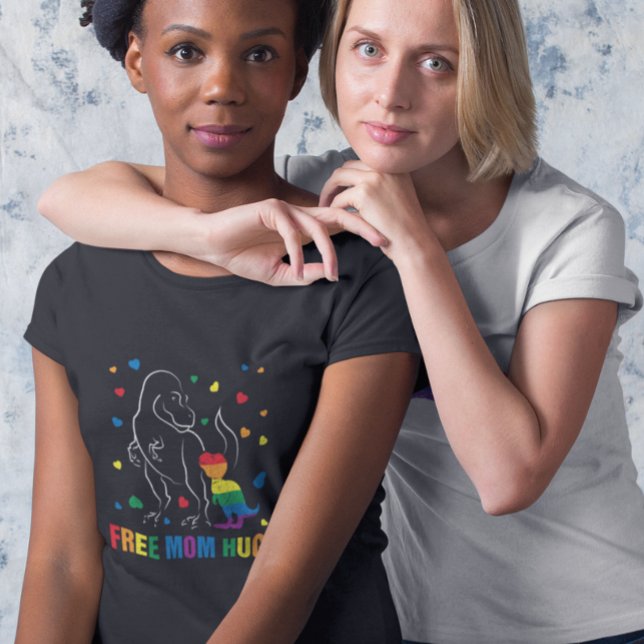 Rainbow Pride Free Mamma Hugs Dinosaur Cute T Shirt (Skapare uppladdad)
