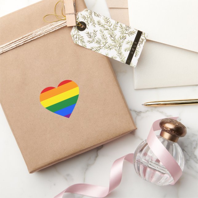 Rainbow Pride Hjärtformat Klistermärke (Gifting)