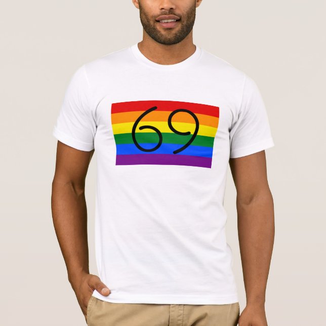 Rainbow Pride T-Shirt (Framsida)