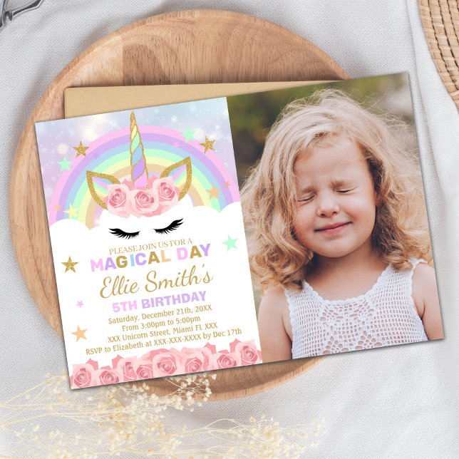Rainbow Rosa Unicorn Birthday-inbjudan Inbjudningar (Rainbow Pink Unicorn Invitations with photo)