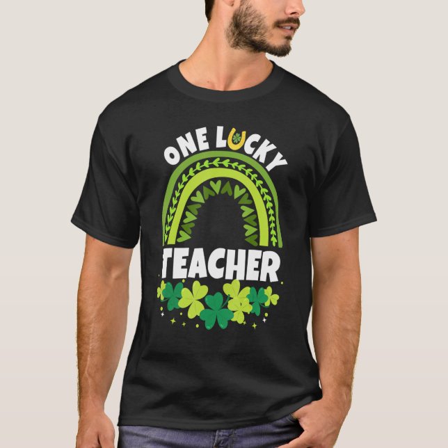 Rainbow Shamrocks Hearts St Patricku2019s Day One T Shirt (Framsida)