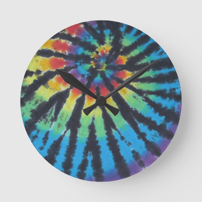 Rainbow Swirl Spiral Tie Dye PhatDyes Rund Klocka (Framsida)