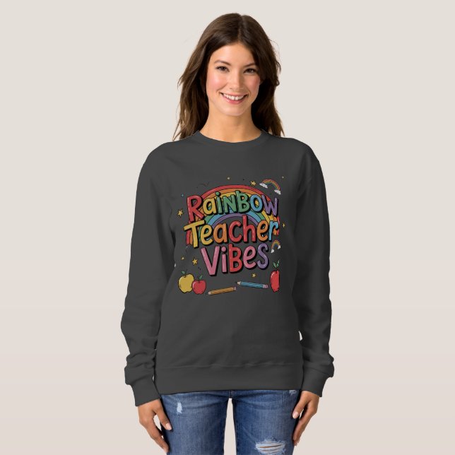 Rainbow Teacher T Shirt (Hel framsida)
