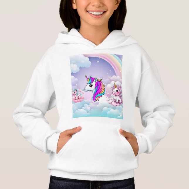 Rainbow Unicorn Fantasy Clouds and Hearts T Shirt (Framsida)